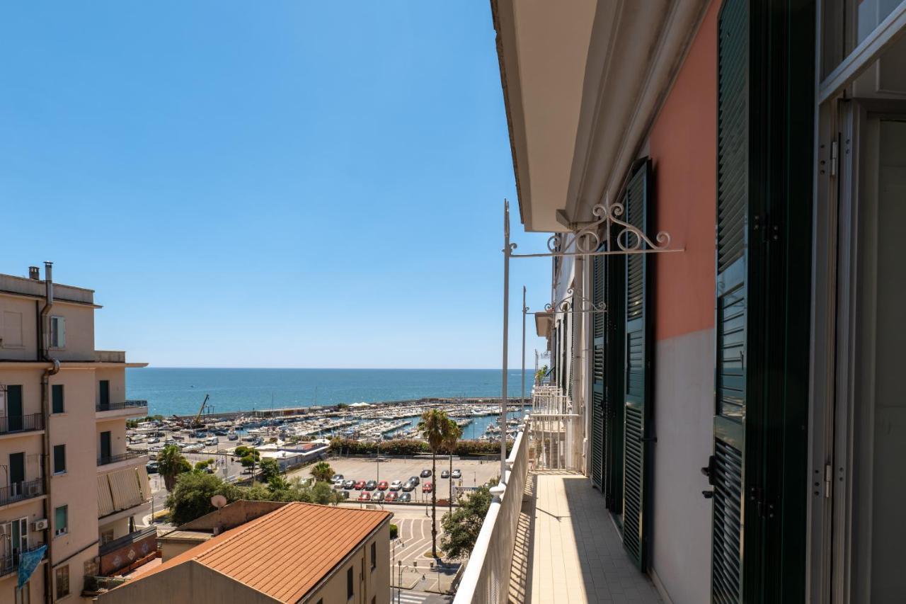 Mareluna Penthouse - Luxury Suites Salerno Luaran gambar
