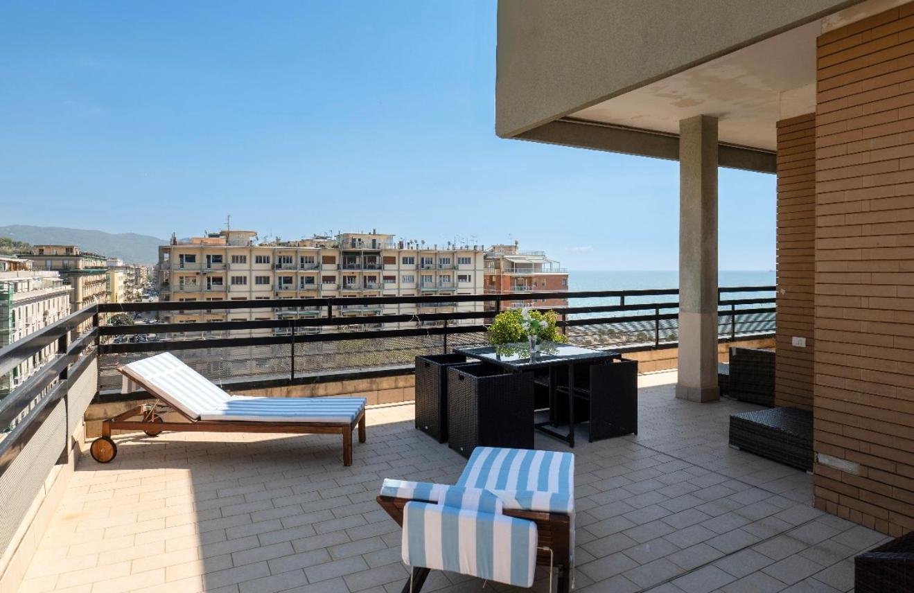 Mareluna Penthouse - Luxury Suites Salerno Luaran gambar