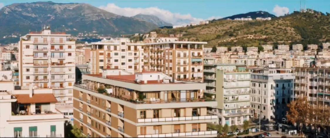 Mareluna Penthouse - Luxury Suites Salerno Luaran gambar