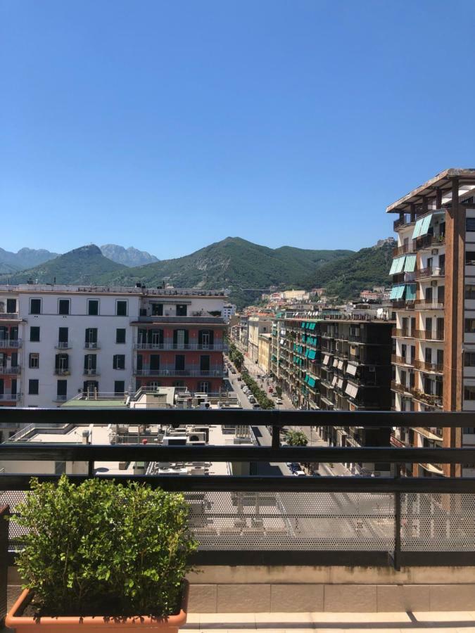 Mareluna Penthouse - Luxury Suites Salerno Luaran gambar
